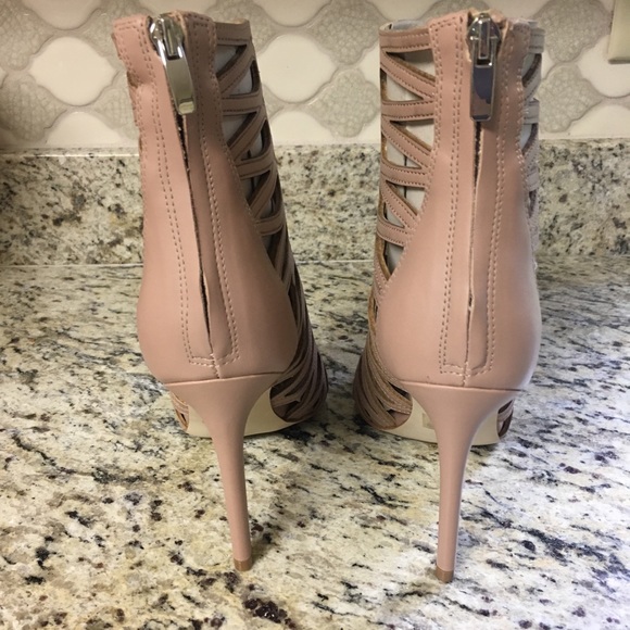 GUESS Perlina Caged Heels - Picture 3 of 6